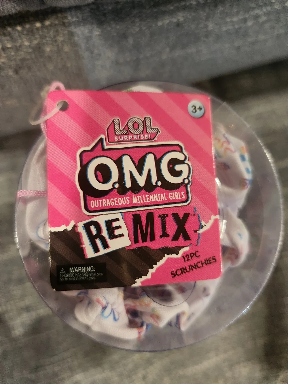 L.O.L. Surprise! OMG Remix Scrunchies - Pink & White Set